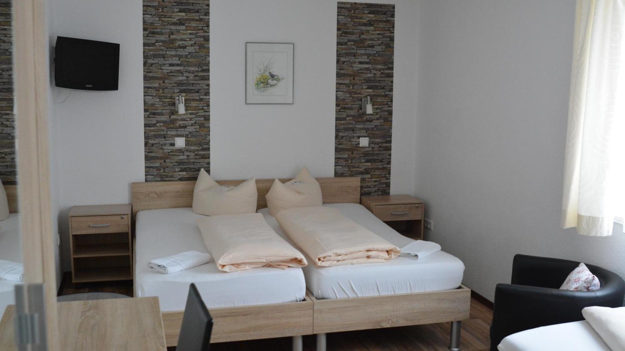 Hotel-Gasthof Zur Rose Weißenhorn Zimmer foto